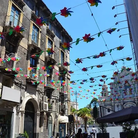 Tre Stelle Al Duomo לינה וארוחת בוקר 3*