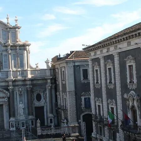 Tre Stelle Al Duomo לינה וארוחת בוקר