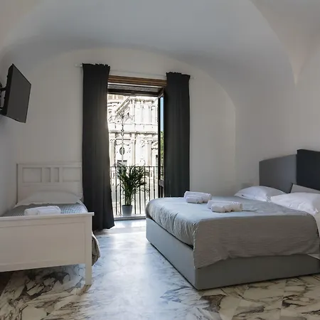 Tre Stelle Al Duomo Katanya