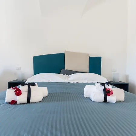 Oda ve Kahvaltı Tre Stelle Al Duomo 3*